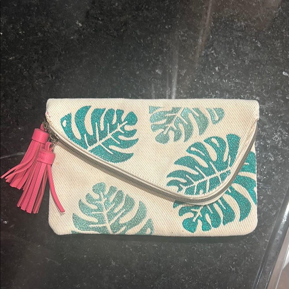 Francesca's Collections Cream and Green Clutch with Tropical Print